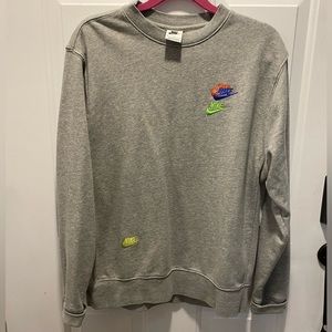 Nike crewneck